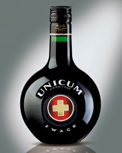 rượu thuốc unicum