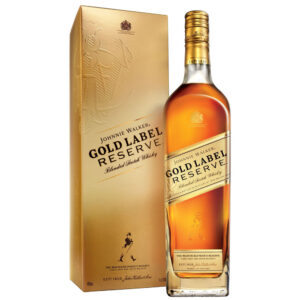 Rượu Johnnie Walker Gold Label được trộn từ hơn 15 loại malt quý hiếm Clynelish. Mỗi loại rượu độ tuổi từ 15 – 18 năm