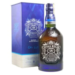 Rượu Chivas 18 Blue Signature là sự kết hợp hài hòa giữa truyền thống và hiện đại, là sự kết hợp độc đáo của sự tinh tế và sự sáng tạo