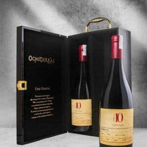 Rượu vang 10 Ocho Tierras là một trong những chai vang ngon sản xuất với số lượng hạn chế và được làm thủ công