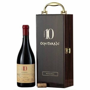 Rượu vang 10 Ocho Tierras là một trong những chai vang ngon sản xuất với số lượng hạn chế và được làm thủ công