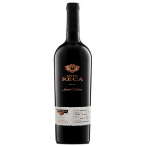 Rượu vang chile Don Reca là niềm tự hào của nhà rươu Vina La Rosa với số lượng hạn chế trong từng niên vụ khả năng lão hóa, hương vị tốt