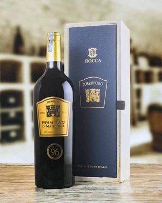 Rượu vang ý Torri doro Primitivo Di Manduria là dòng vang làm nên thương hiệu của nhà rượu Rocca biệt danh “The farmily’s choice”.