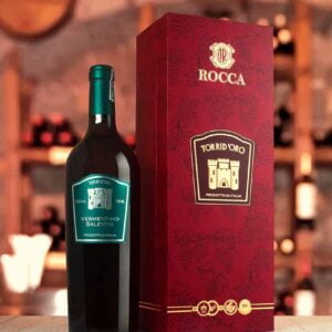 Rượu vang ý Torri d'oro Vermentino là dòng vang làm nên thương hiệu của nhà rượu Rocca biệt danh “The farmily’s choice”.