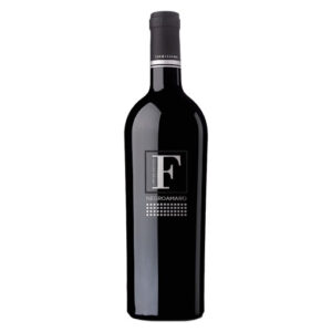 Rượu Vang F Negroamaro Limited Edition có màu tím, phong phú và phức hợp về hương thơm với các ghi chú tannin khá mềm