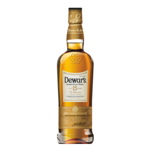 Rượu dewar's 15 Năm là loại rượu blended scotch whisky được ủ trong 2 loại thùng gỗ sồi ex-sherry và bourbon cask