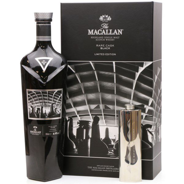 Rượu Macallan Rare Cask Black limited edition có nồng độ cồn 43%. Sản phẩm độc quyền chỉ dùng cho bán lẻ du lịch