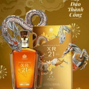 johnnie walker XR 21 tết 2022 được xem là siêu phẩm đỉnh cao nhất từ Johnnie Walker - Thương hiệu Whisky trứ danh lừng danh thế giới