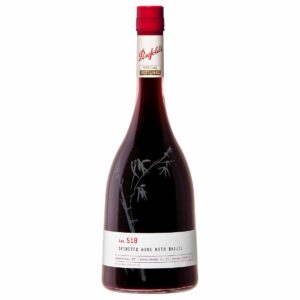 Rượu vang Penfolds Bin 518 spirited wine with baijiu là một hỗn hợp phong phú, phức tạp, toàn thân, như hương hoa và trái cây của Baijiu