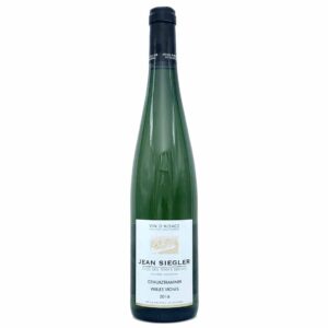 Rượu vang Jean Siegler Gewurztraminer Vieilles Vignes được làm từ 100% nho Gewürztraminer hái từ cây nho hơn 60 năm theo tiêu chuẩn Grand Cru Riesling
