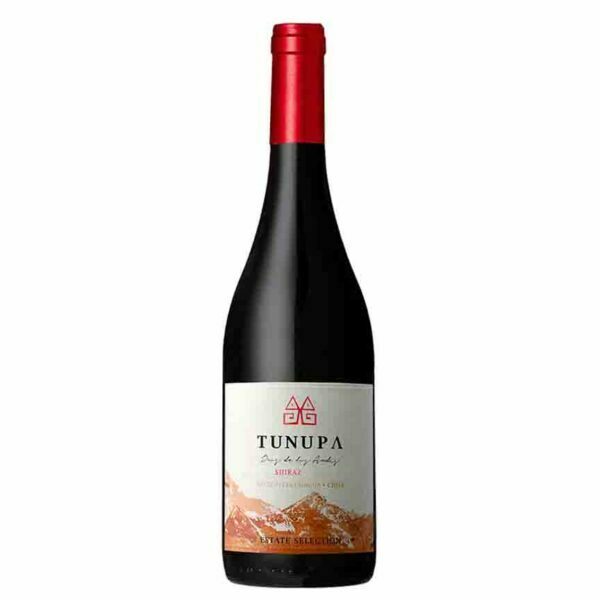 Tunupa Syrah được làm từ 100% nho Syrah từ các vườn nho Colchagua Valley, Nho được phân loại bằng tay trước khi tách vỏ