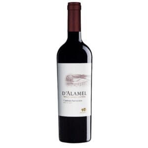 D'Alamel Gran Reserva Cabernet Sauvignon nằm ở Valle del Rapel nằm ở miền trung của Chile, bao gồm các thung lũng phụ Cachapoal và Colchagua