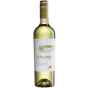 D'Alamel Reserva Sauvignon Blanc có nguồn gốc từ những vườn nho chọn lọc ở Chile, một quốc gia có những cây nho độc nhất vô nhị