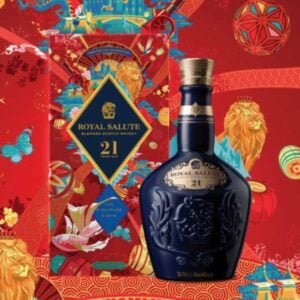 Chivas 21 tết 2023 hay Royal Salute 21 tết 2023 được ra đời dựa trên sự thấu hiểu thị trường và nét đẹp văn hoá tết truyền thồng của người dân Việt Nam