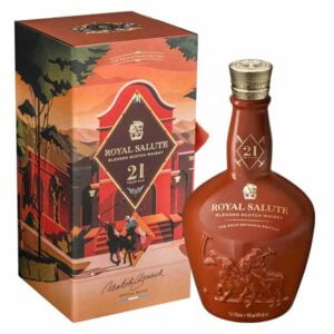 Rượu Chivas 21 The Polo Estancia Edition 2021 màu nâu đỏ là phiên bản của bộ sưu tập mới nhằm tôn vinh môn thể thao polo