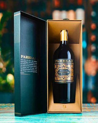 Rượu vang Parelli Puglia IGT Rosso là chai rượu vang đỏ đặt trưng của rượu vang miền nam nước ý Puglia. Rượu có hương trái cây chín , ngọt ngào