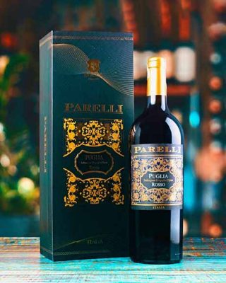 Rượu vang Parelli Puglia IGT Rosso là chai rượu vang đỏ đặt trưng của rượu vang miền nam nước ý Puglia. Rượu có hương trái cây chín , ngọt ngào