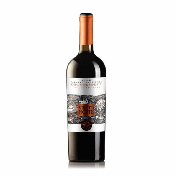 Rượu vang Viento Norte Gran Reserva Syrah Cabernet Sauvignon có cây nho làm vang đều có độ tuổi 12 năm trở lên tại thung lũng Curicó