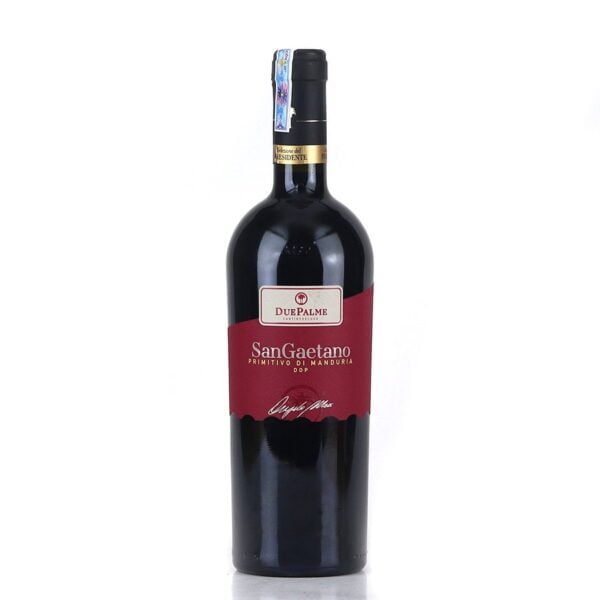 Rượu vang Due Palme Sangaetano Primitivo Di Manduria DOP là dòng rượu vang ý cấp độ DOP. SanGaetano thể hiện truyền thống của nhà rượu Cantine Due Palme