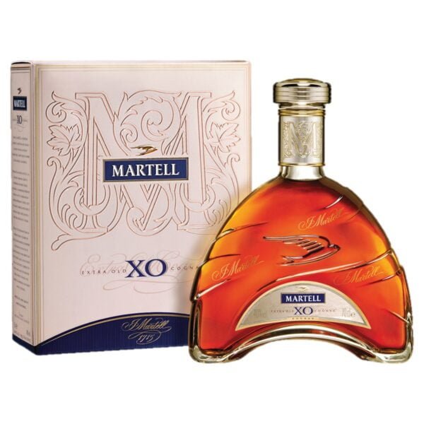 Rượu Martell XO là lời diễn giải của nhà Martell cho mảnh đất Grande Champagne trứ danh. Loại rượu này cân bằng giữa hương vị mãnh liệt và độ mạnh