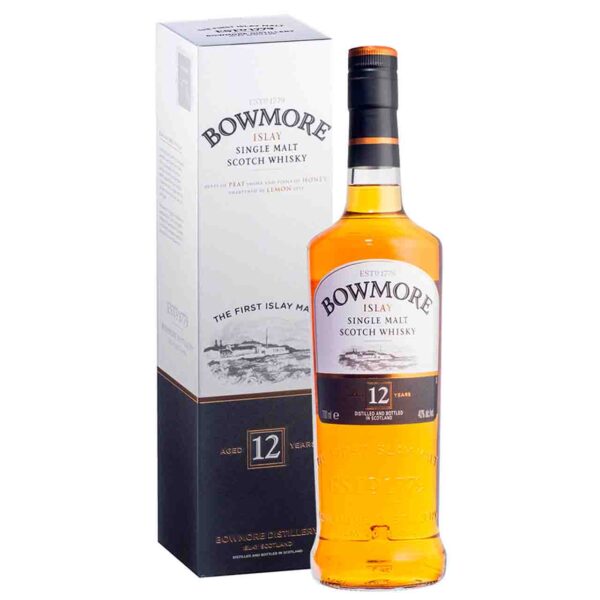 Rượu Bowmore 12 Năm phản ánh bản chất Bowmore sóng vỗ, phong cảnh lộng gió và truyền thống nhiều thế hệ, Bowmore 12 vừa phức hợp vừa cân bằng hoàn hảo