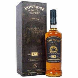 Rượu Bowmore 23 Năm được nuôi dưỡng trong thùng gỗ sồi Mỹ 21 năm đầu, tiếp theo là hai năm trưởng thành hơn nữa trong các thanh chắn Essencia